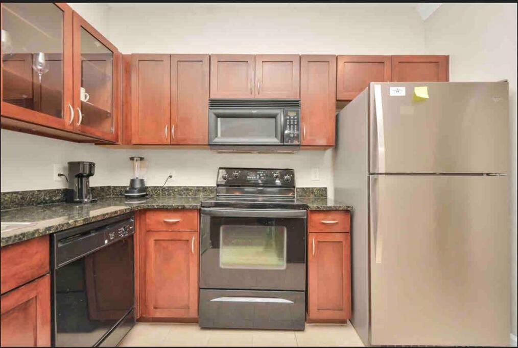 Luxury 1Bedroom/Pool View/ Galleria W/Study Desk Хьюстон Экстерьер фото